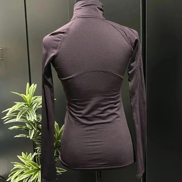 Nike Pro Hyperwarm Long Sleeve pullover 1/4 Zip Training, high neck, midweight - Picture 3 of 8